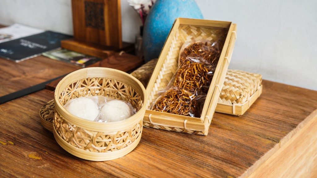 Jaje Satuh & Jaje Sengait